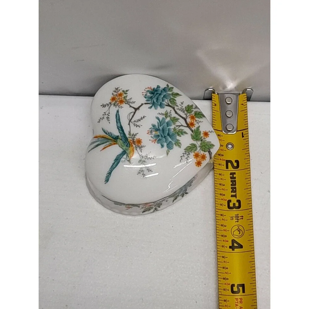 Vtg Chinese Asian Heart Shaped Porcelain Trinket Box Floral Bird Peacock